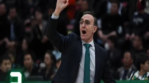 爵士残阵挑战尼克斯，125分盘口守势分析